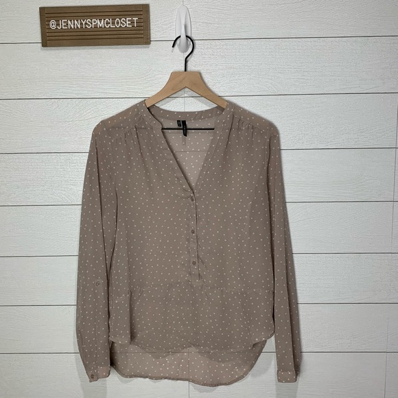 Maurices Tops - Maurices Small Taupe Polka Dot Top